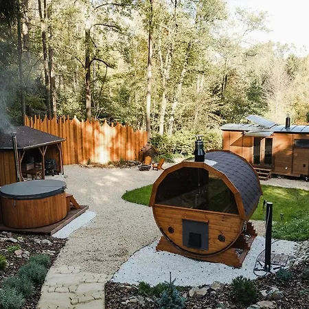 Golden Valley Glamping *