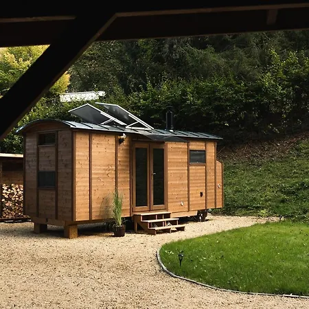 Golden Valley Glamping 펜션