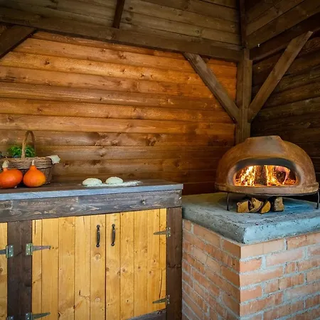 Golden Valley Glamping 펜션