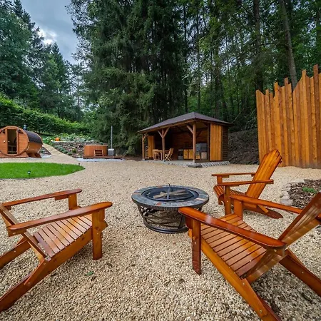 펜션 Golden Valley Glamping *