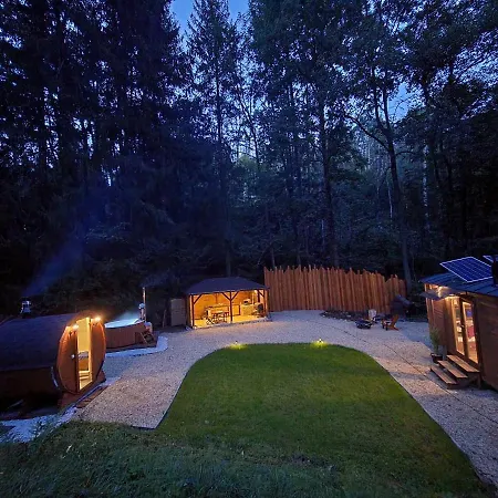 Golden Valley Glamping 펜션 *